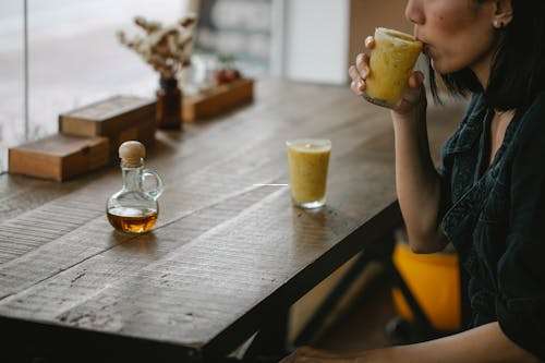 属兔人如何选车牌号?2025年1月黄道吉日查询助你挑出最佳号码-第1张图片-三叶秋网 属兔人如何选车牌号?2025年1月黄道吉日查询助你挑出最佳号码-第1张图片-三叶秋网